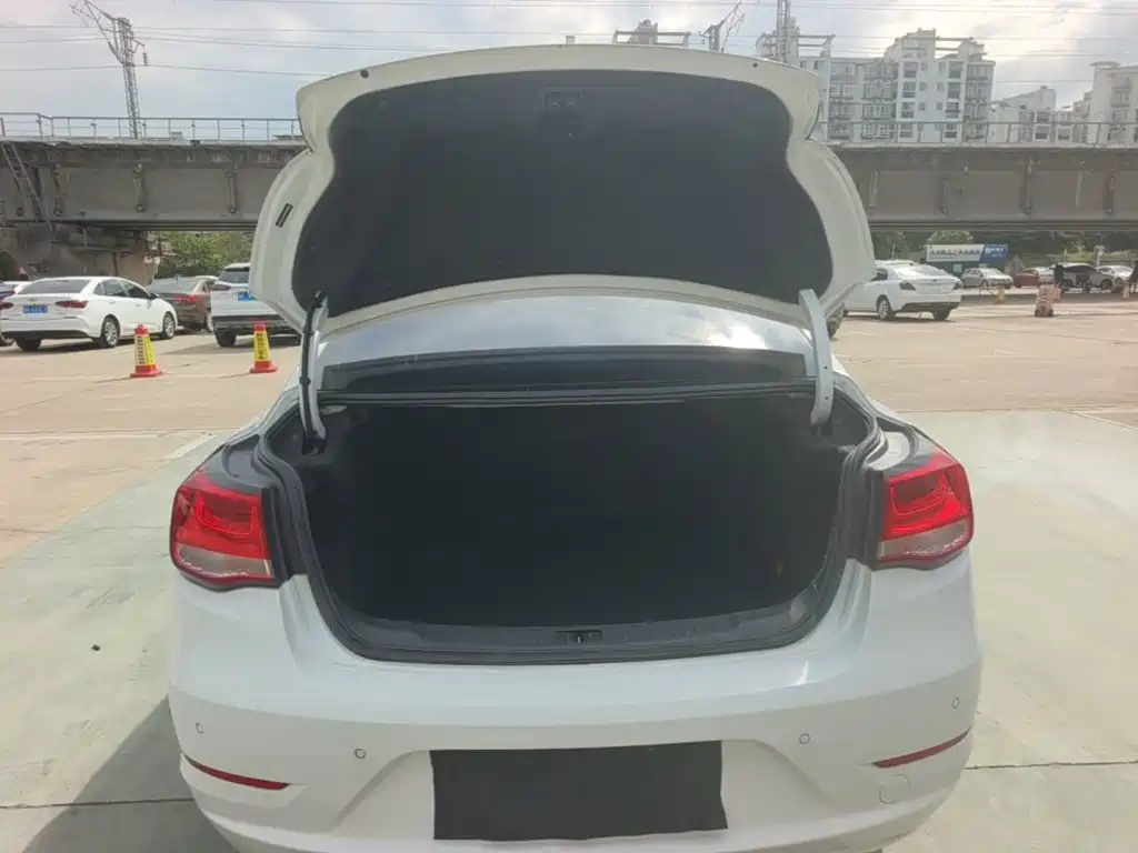 Chevrolet Malibu — миниатюра 19