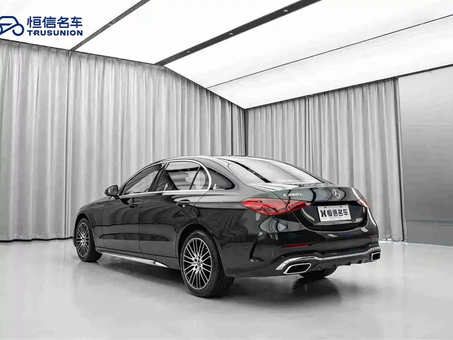 Mercedes-Benz C-Class — миниатюра 7