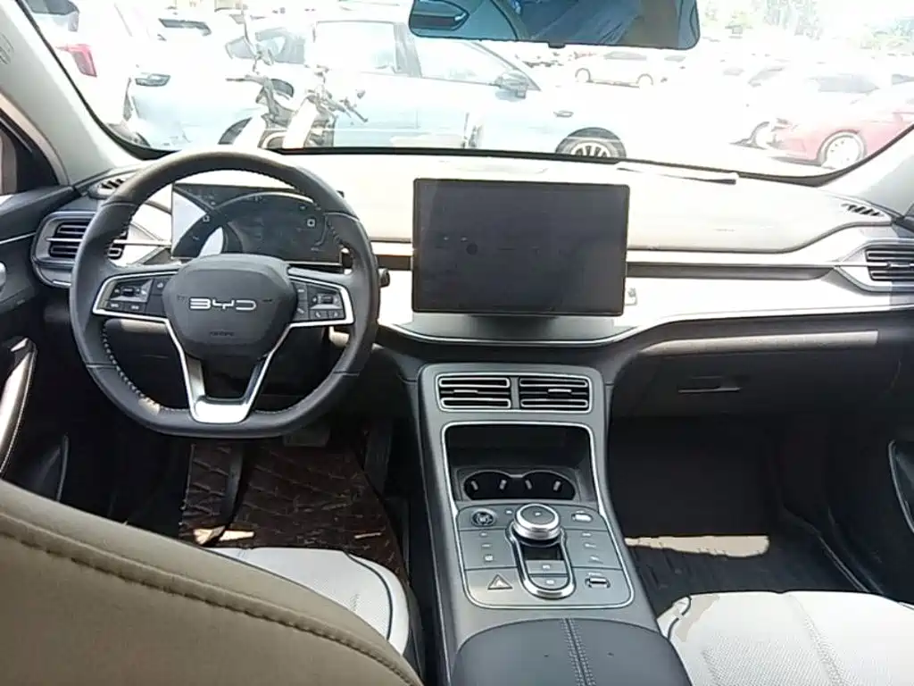 BYD Destroyer 05 — миниатюра 10