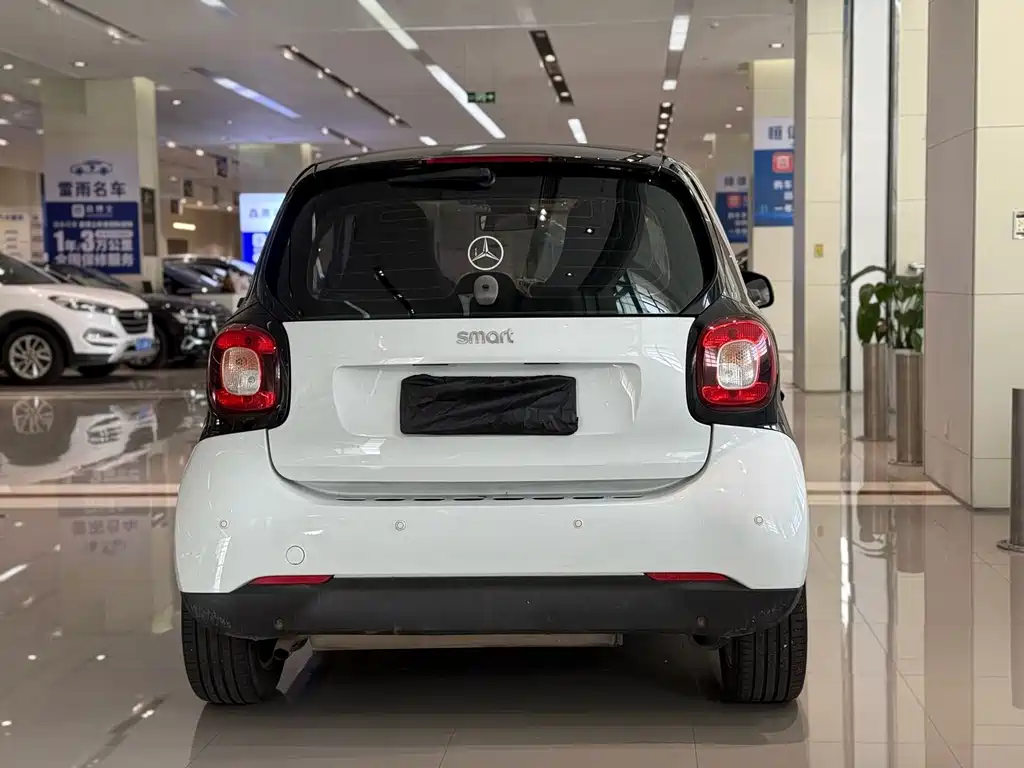 smart Smart Fortwo — миниатюра 8