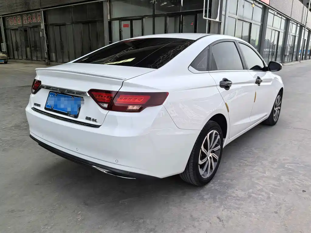 Geely Emgrand GL — миниатюра 6