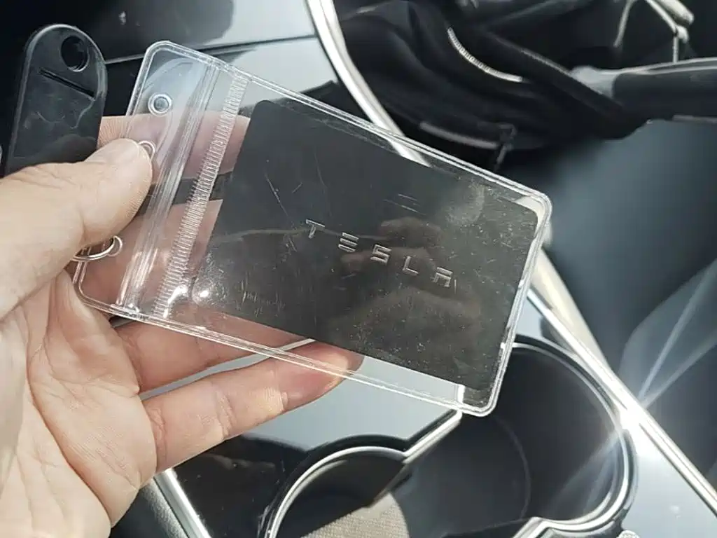 Tesla Model 3 — миниатюра 9