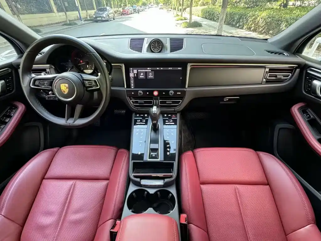 Porsche Macan — миниатюра 4