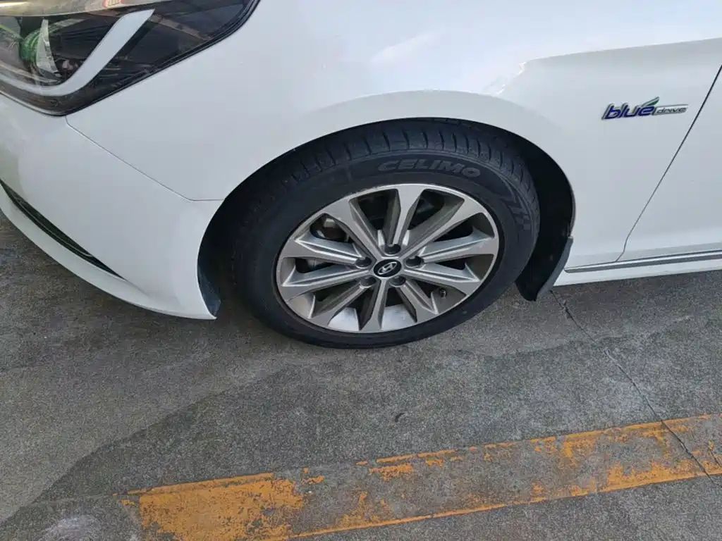 Hyundai Sonata — миниатюра 23
