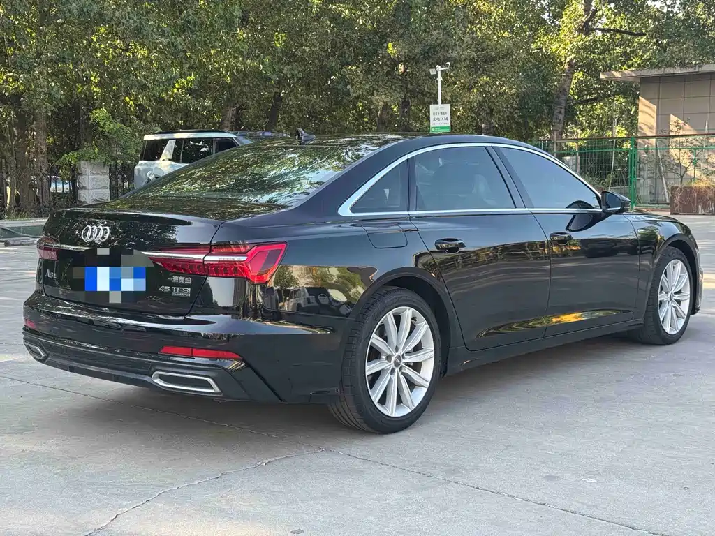 Audi A6L — миниатюра 6