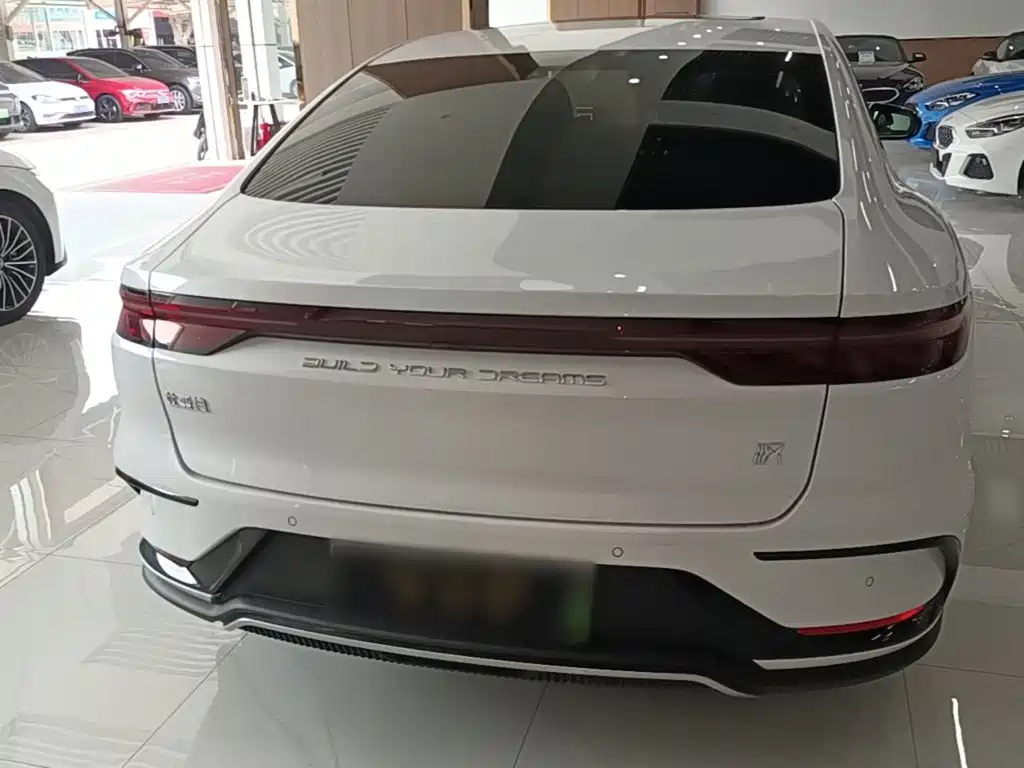 BYD Han — миниатюра 6