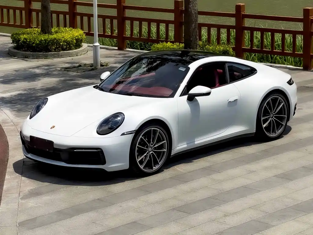 Porsche 911 2020 Carrera 3.0T