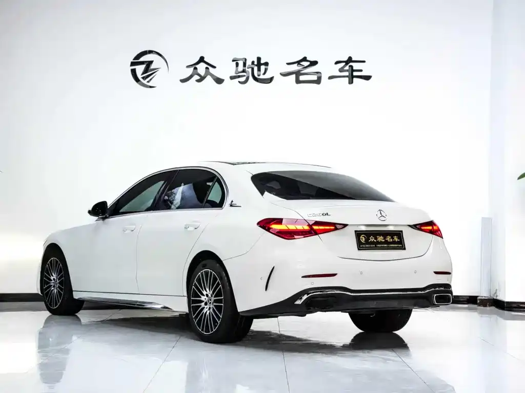 Mercedes-Benz C-Class — миниатюра 10