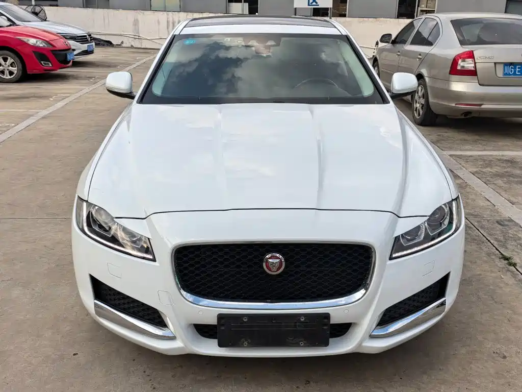 Jaguar XFL 2017 XFL 2.0T 240PS Premium