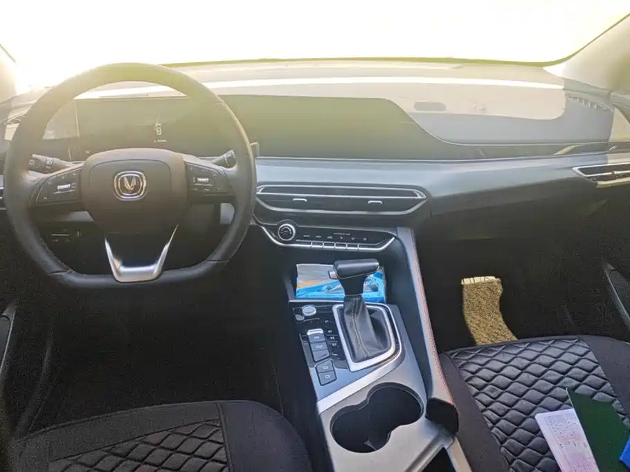 Changan Eado — миниатюра 12