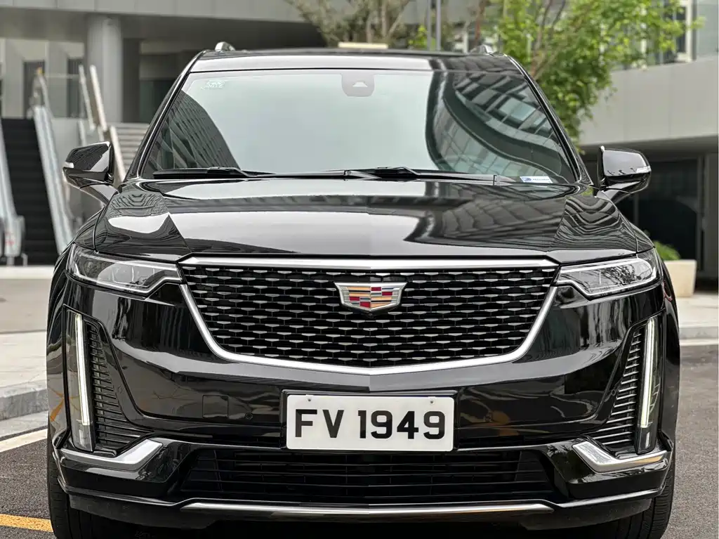 Cadillac XT6
