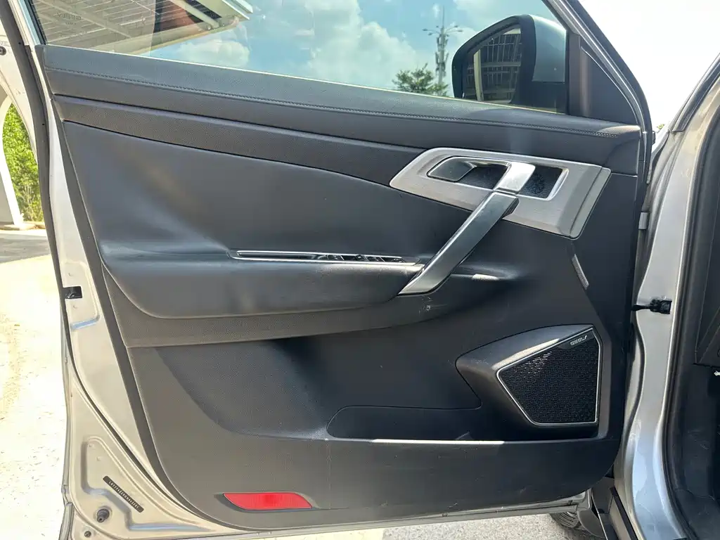 Geely Boyue — миниатюра 10
