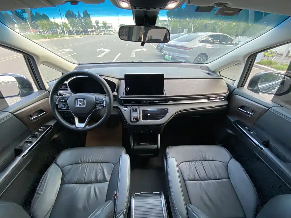 Honda Odyssey 2022 2.0L e:HEV Smart
