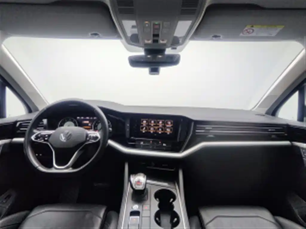 Volkswagen Touareg — миниатюра 4