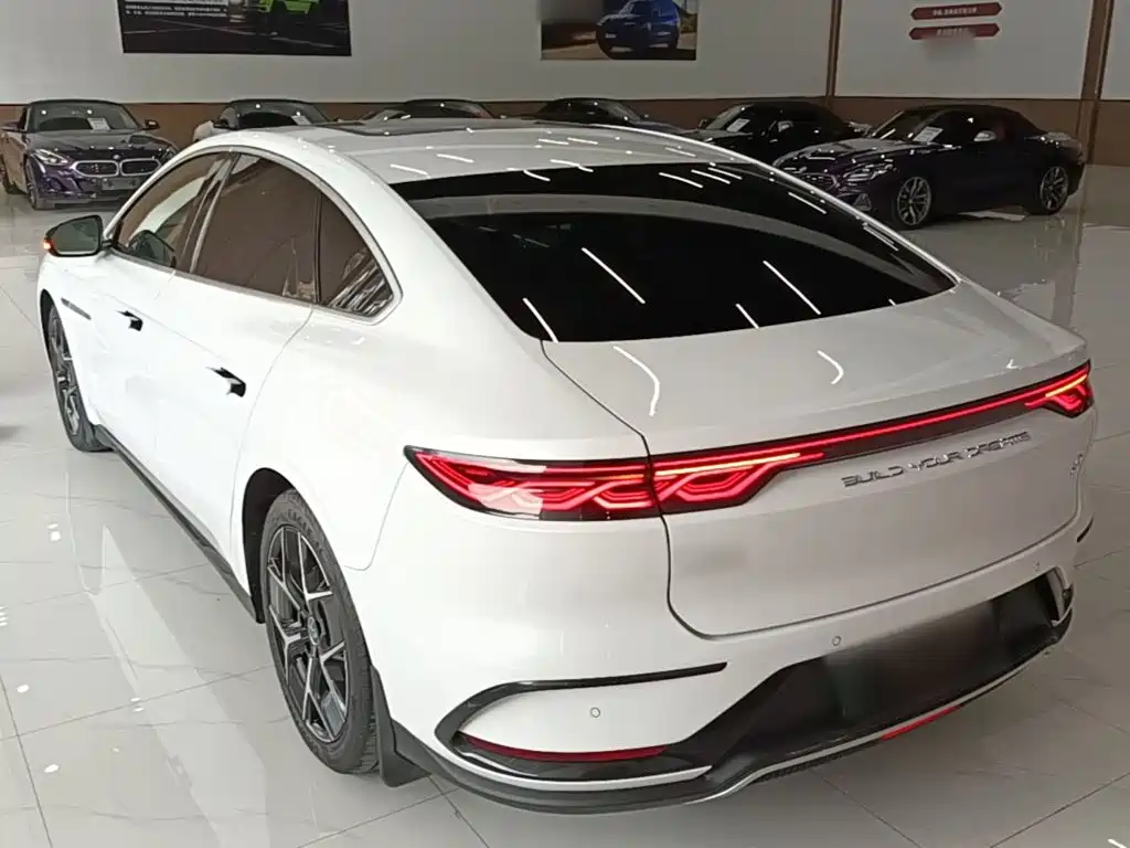BYD Han — миниатюра 5