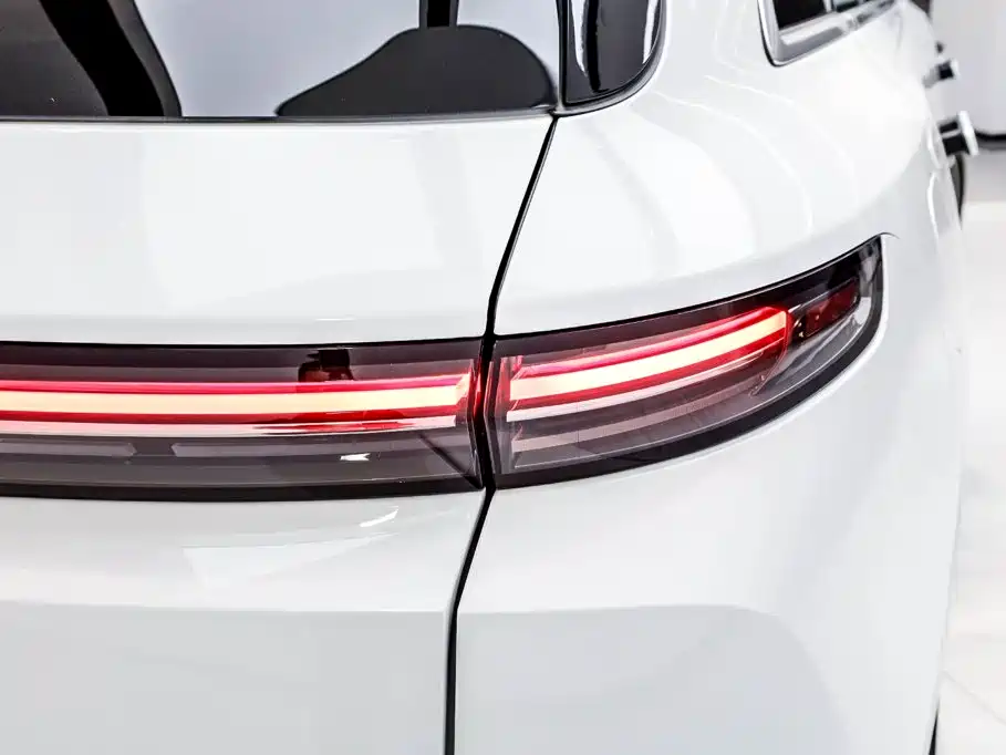 Li Auto Li L7 — миниатюра 10