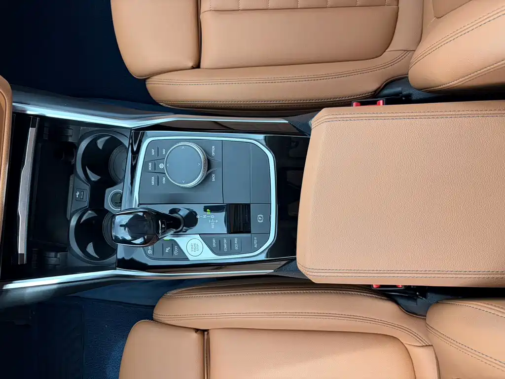 BMW 3 Series — миниатюра 13