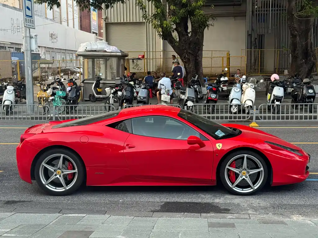 Ferrari 458 — миниатюра 2