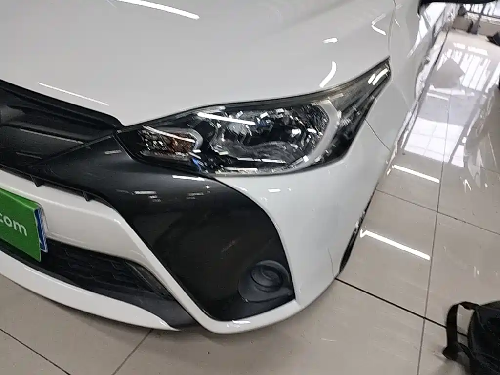Toyota Yaris L — миниатюра 24