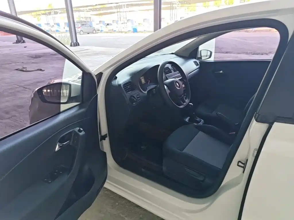 Volkswagen Polo — миниатюра 16