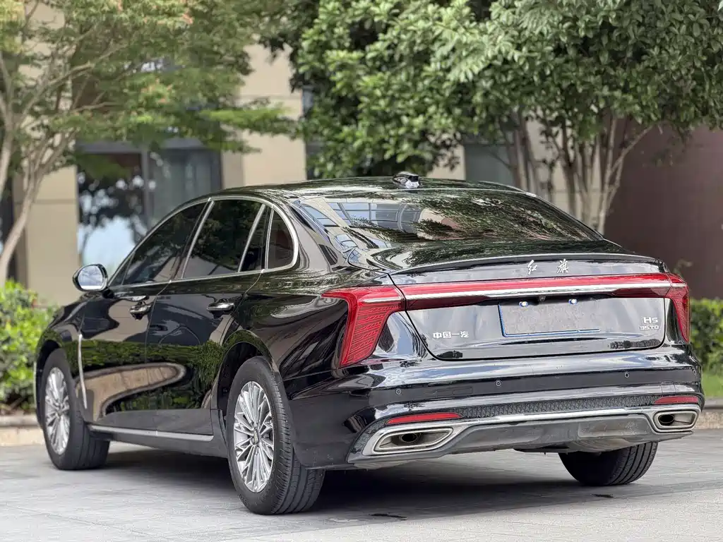 Hongqi Hongqi H5 — миниатюра 10