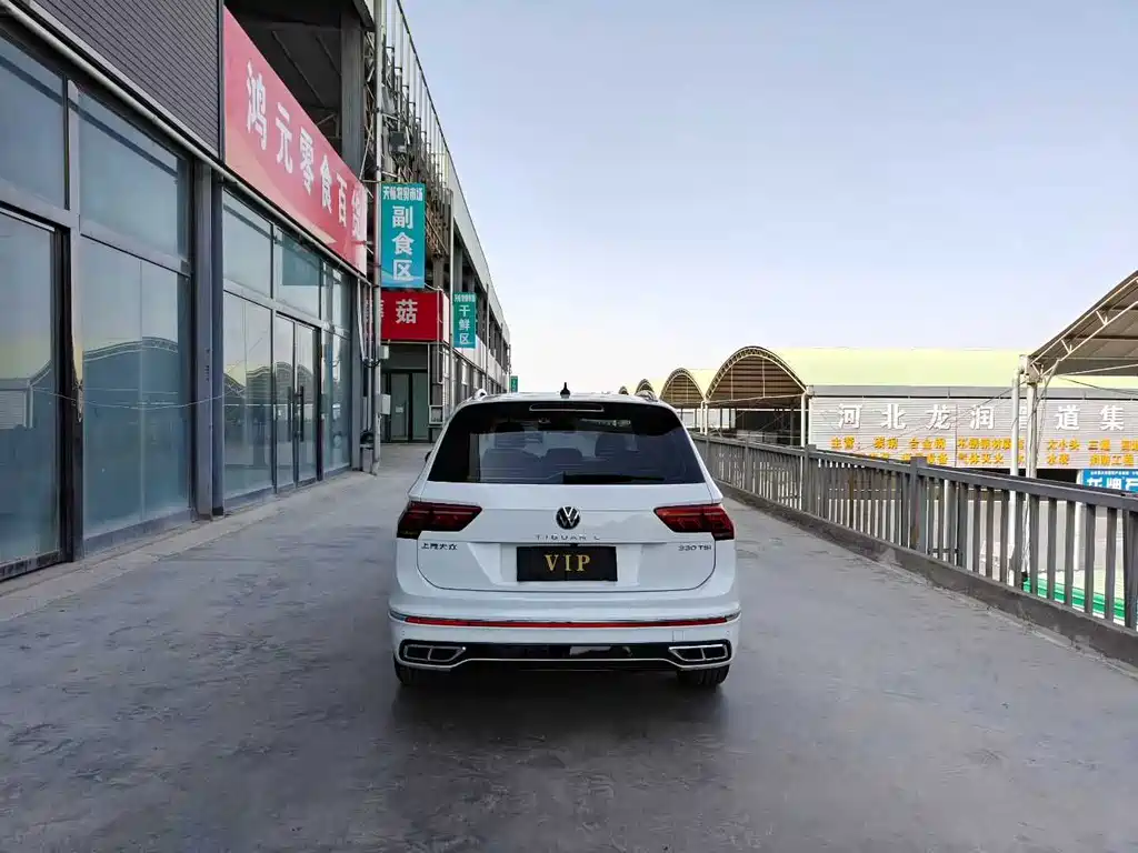 Volkswagen Tiguan L — миниатюра 5