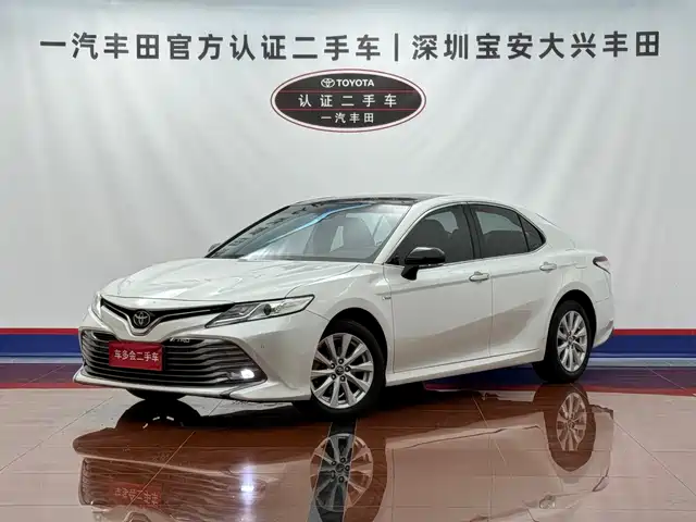 TOYOTA CAMRY 2020