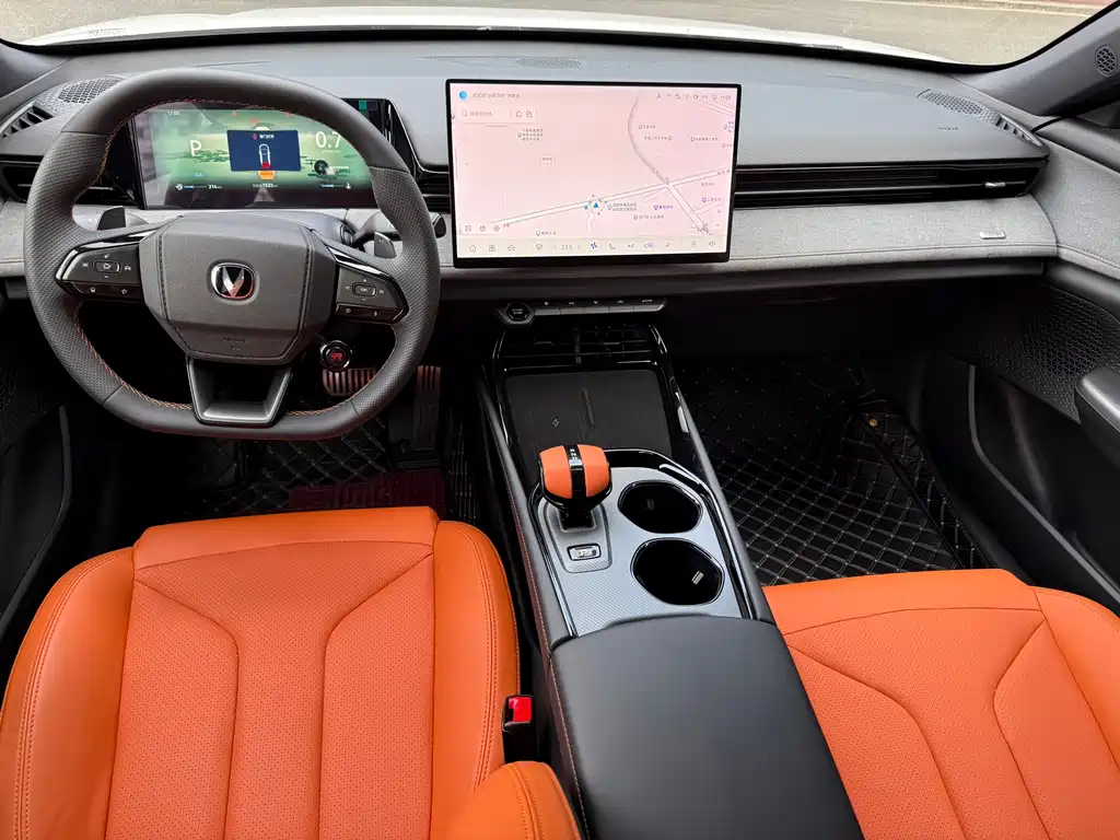 Changan UNI-V — миниатюра 3