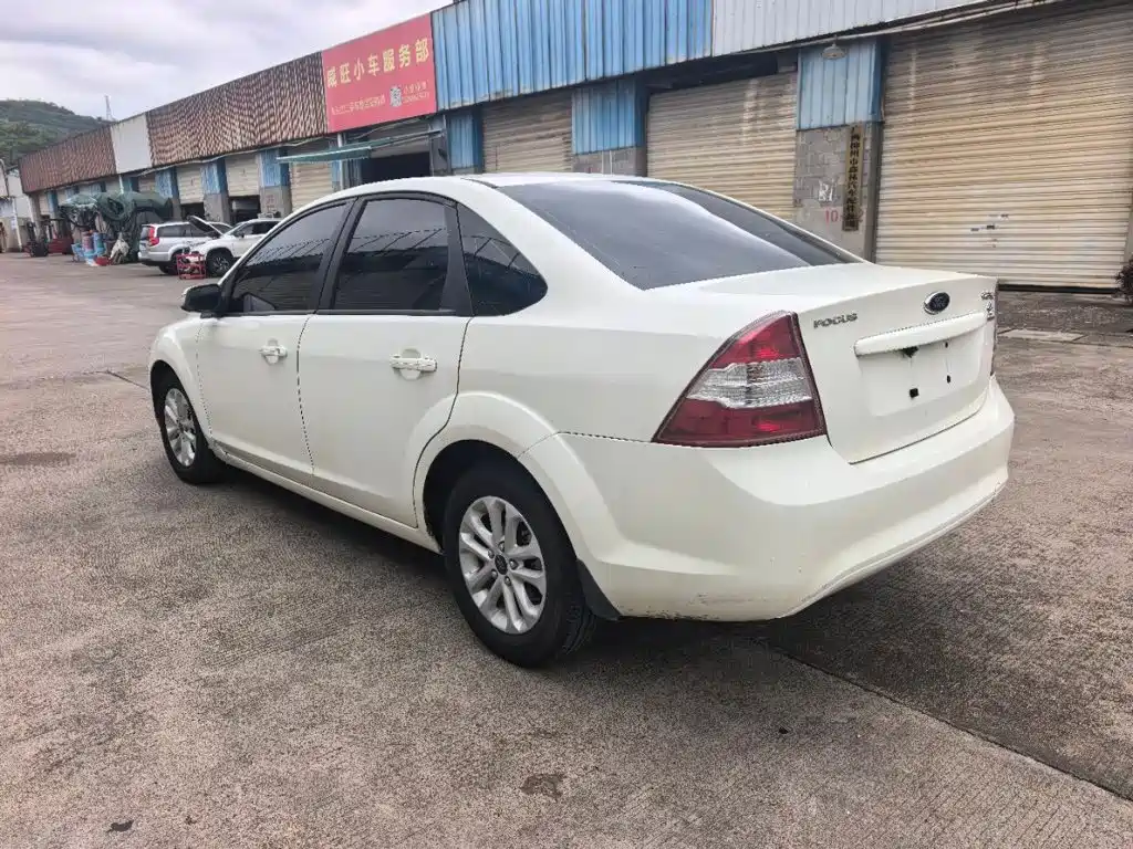 Ford Focus — миниатюра 4
