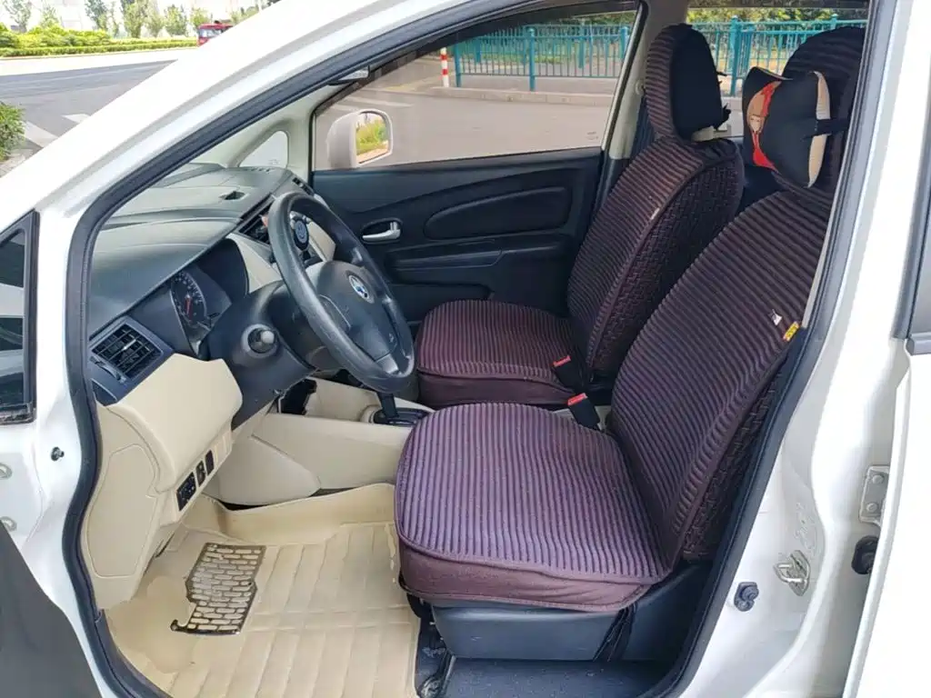 Venucia R50 — миниатюра 11