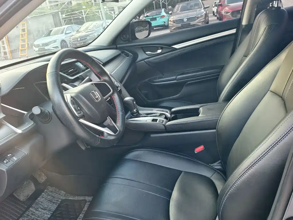 Honda Civic — миниатюра 15