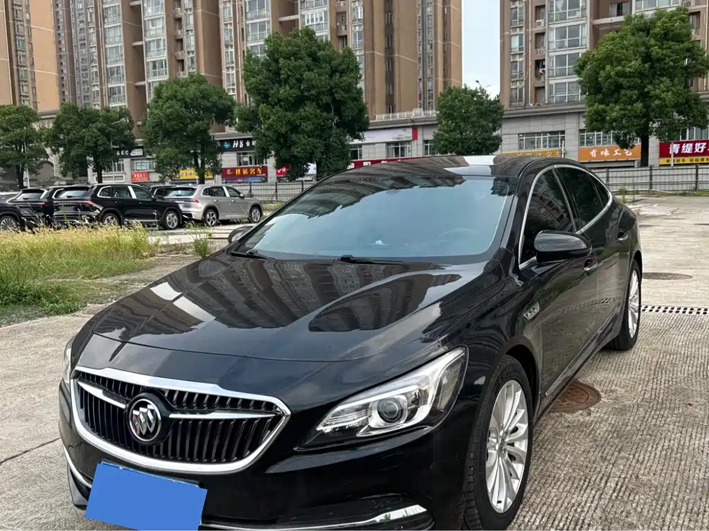 Buick LaCrosse — миниатюра 3