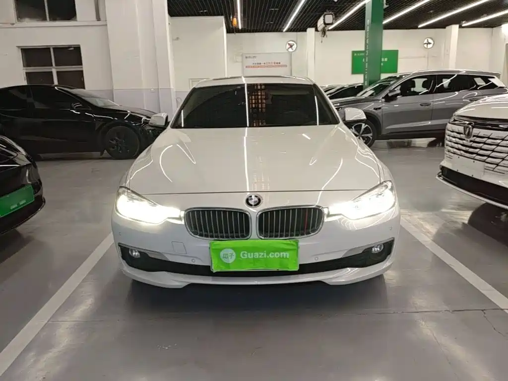 BMW 3 Series — миниатюра 3