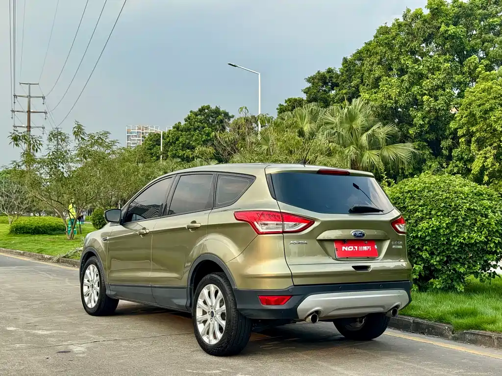 Ford Kuga — миниатюра 7