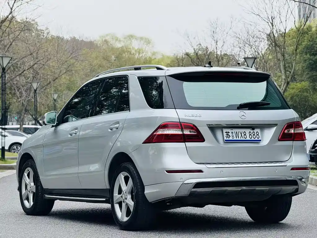 Mercedes-Benz M-Class — миниатюра 7