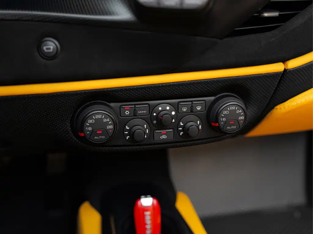 Ferrari 488 — миниатюра 31