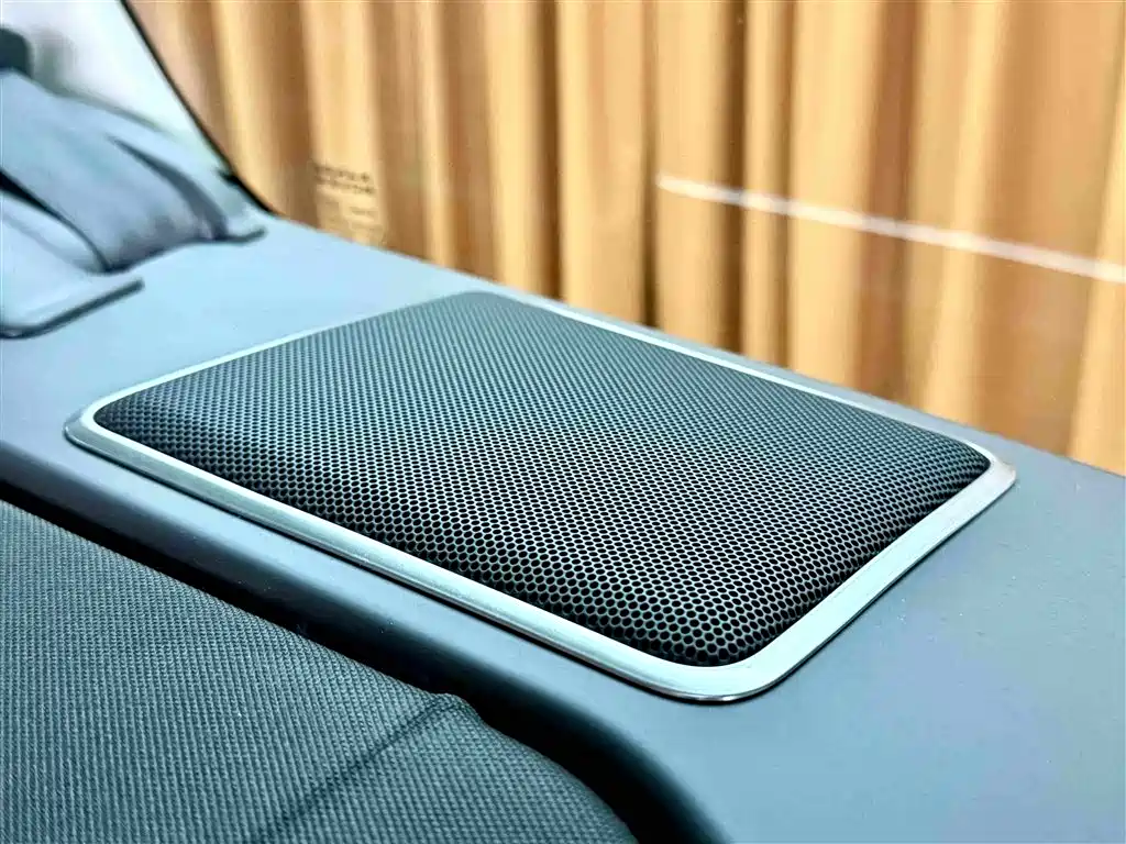 Land Rover Range Rover — миниатюра 20