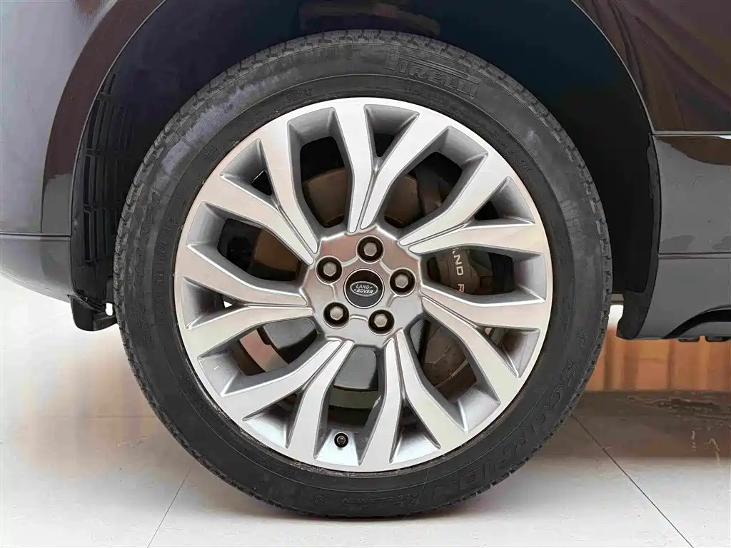 Land Rover Range Rover — миниатюра 22