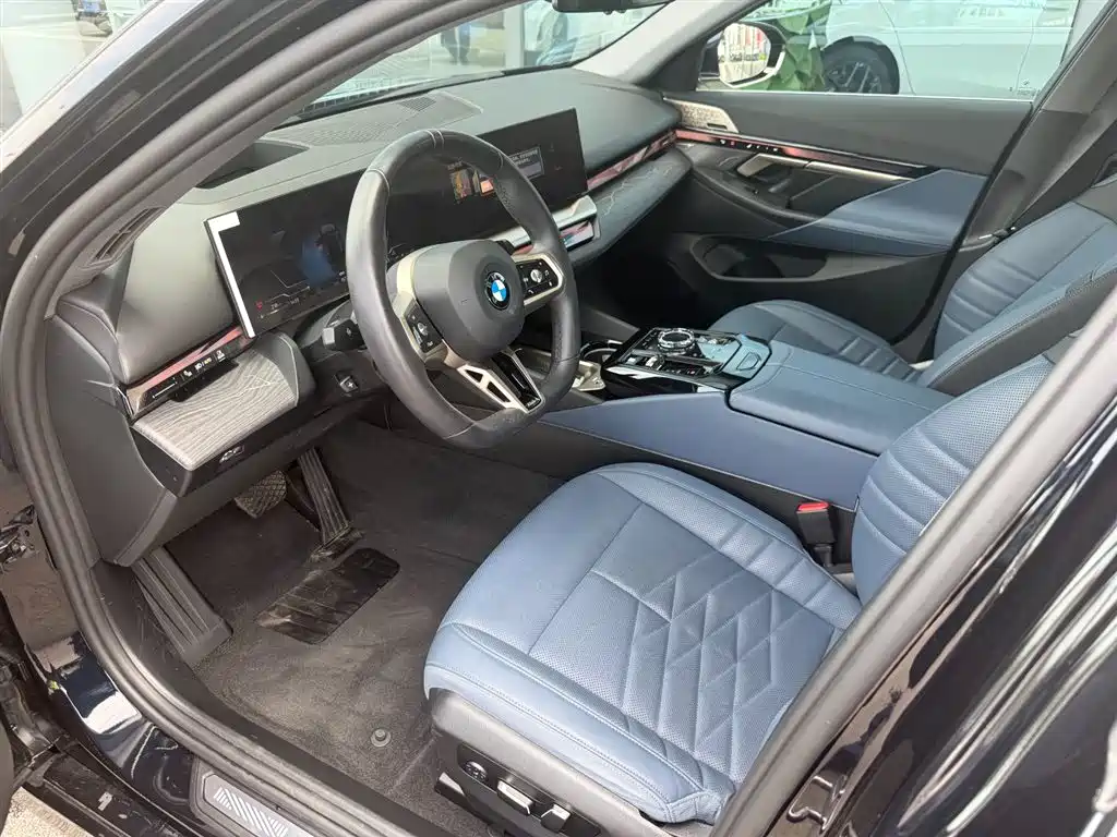 BMW 5 Series 5 2025 530Li Premium M Sport