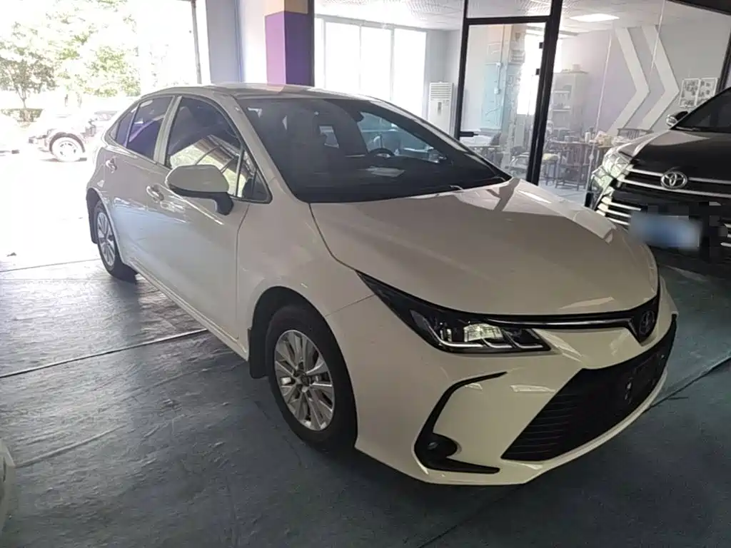 Toyota Corolla — миниатюра 4
