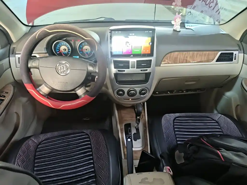 Buick Excelle — миниатюра 10