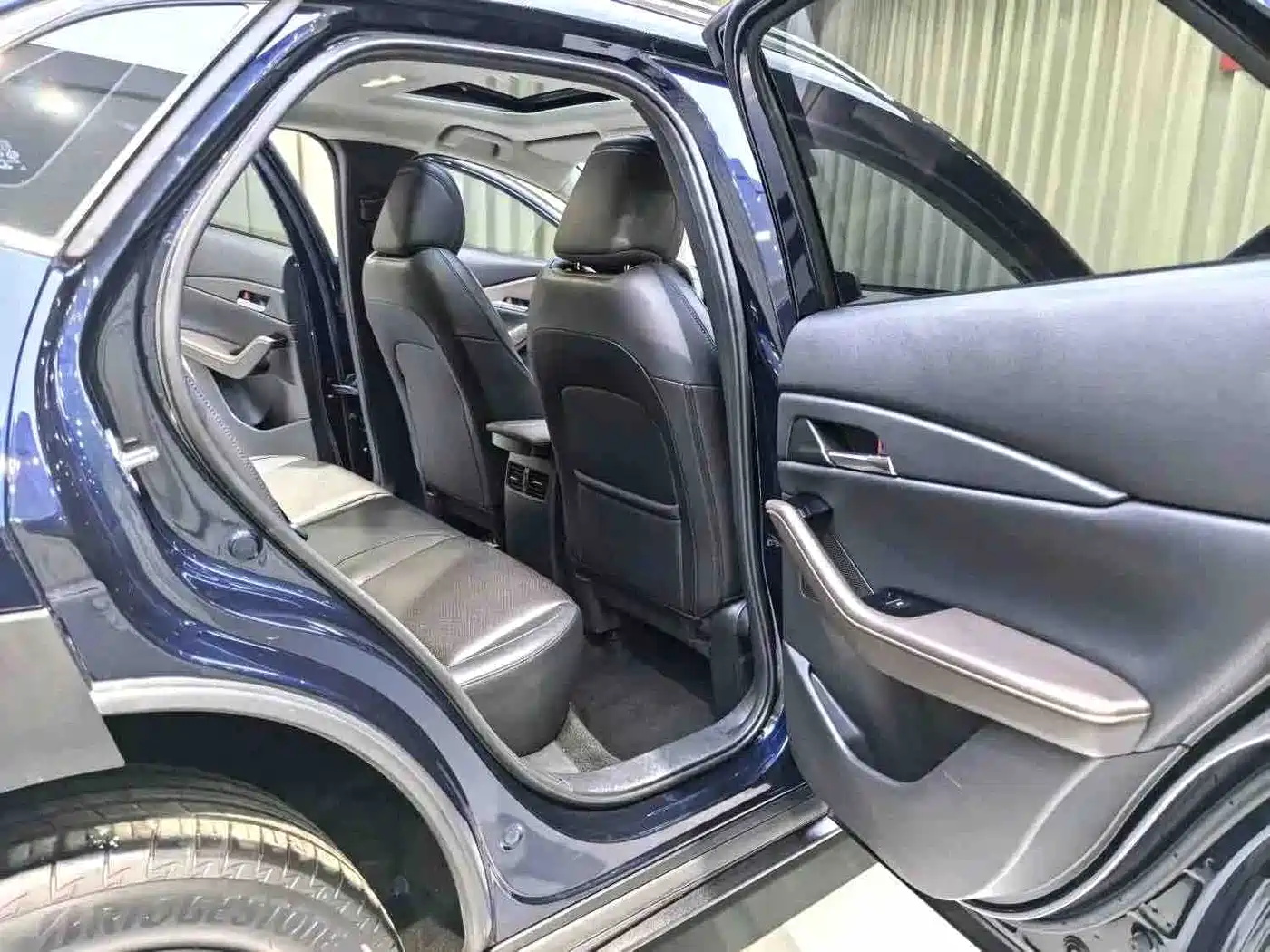Mazda CX-30 2022 Синий из Китая, фото 6