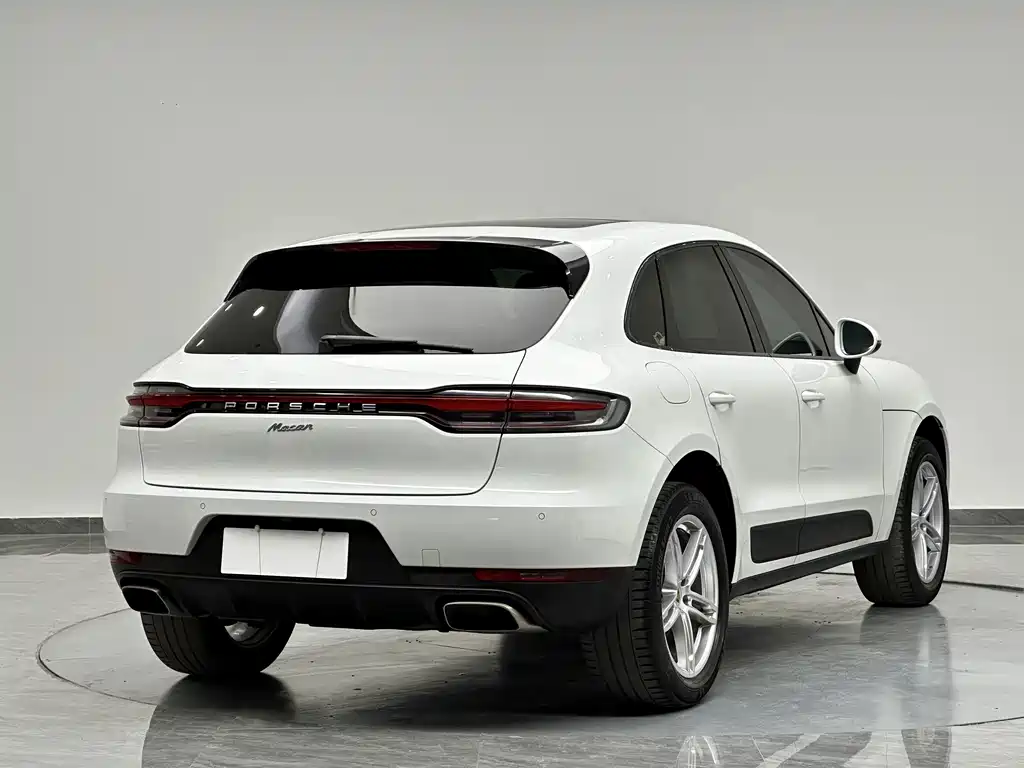 Porsche Macan — миниатюра 8