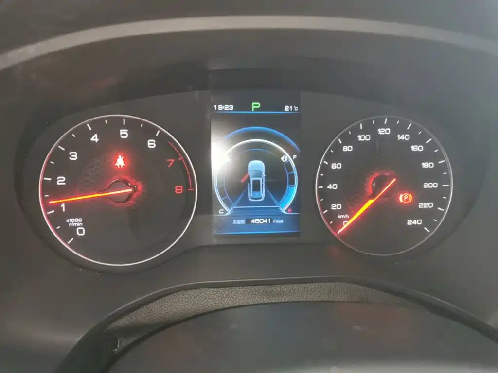 BYD Song — миниатюра 12