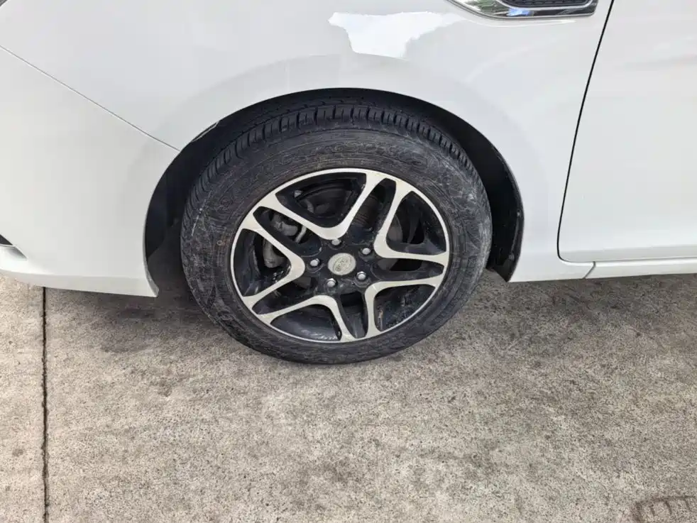 BYD G5 — миниатюра 23