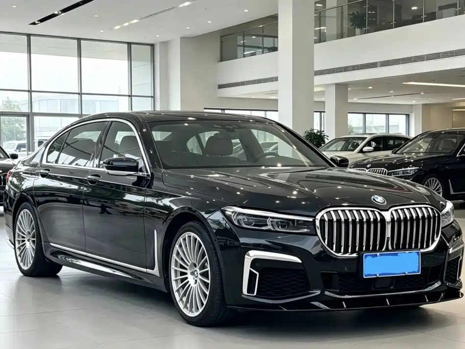 BMW 7 Series — миниатюра 3