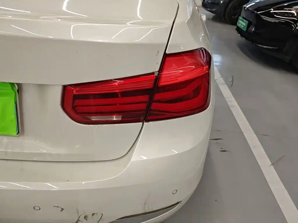 BMW 3 Series — миниатюра 8