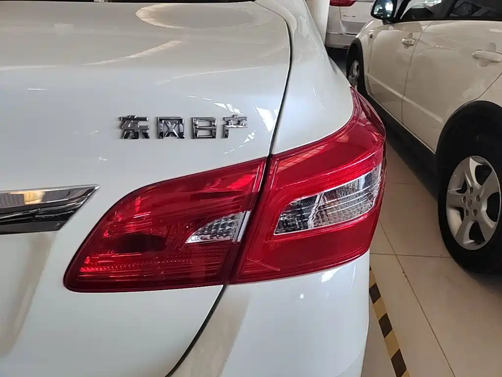 Nissan Sylphy — миниатюра 8