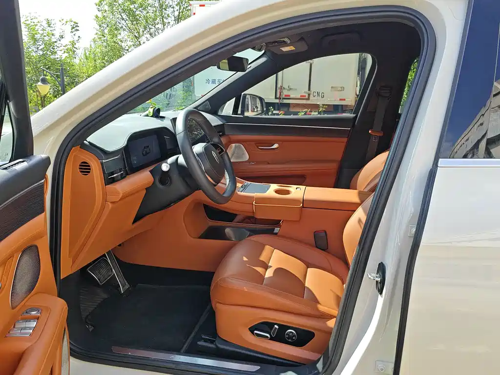 AITO AITO M5 — миниатюра 4
