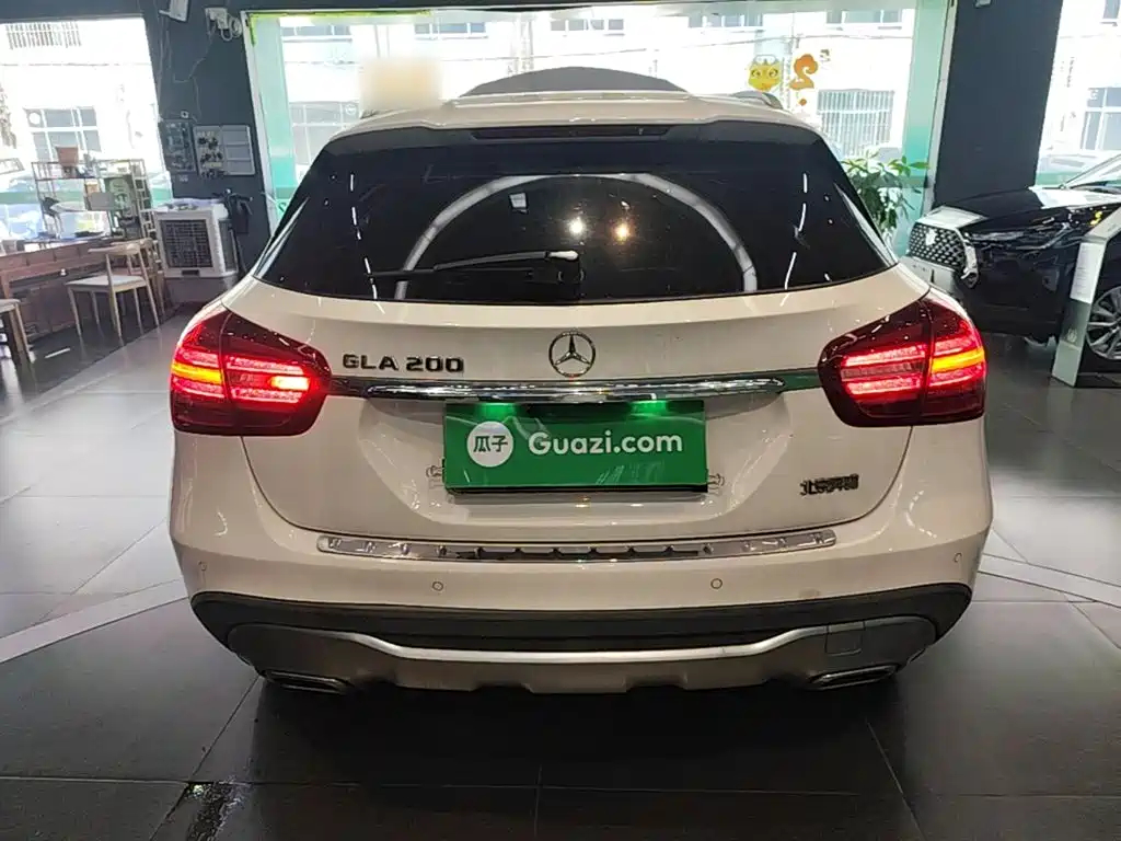 Mercedes-Benz GLA — миниатюра 6